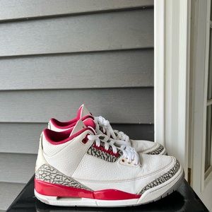 Jordan Retro 4 cardinal red